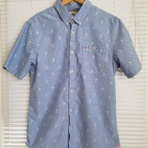 Vans "Off the Wall" mens shirt 
Size: L